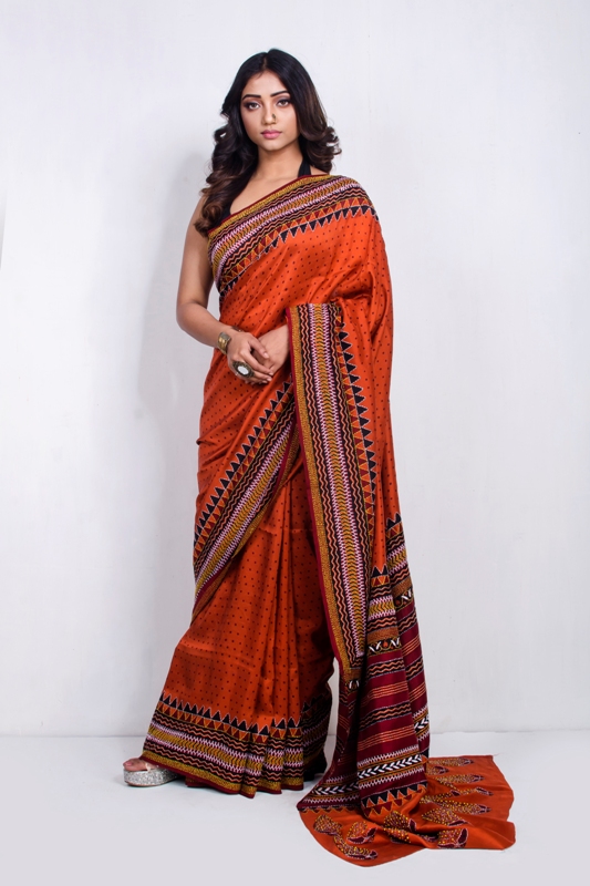 natural and artistic